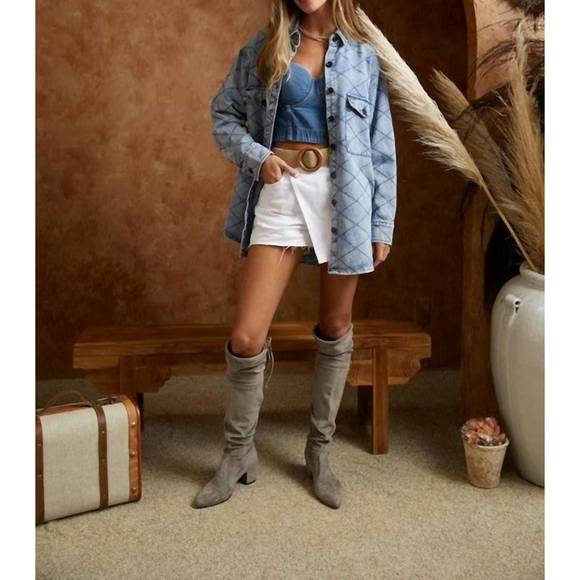 Davi & Dani Curved Hem Diamond Quilted Button Up Denim Shacket main image 1